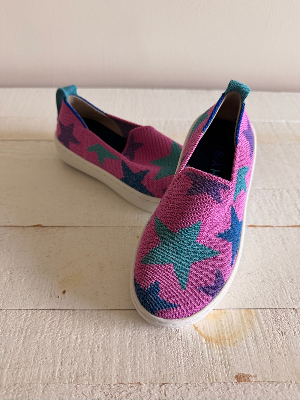 Rothy's Kids Pink Knit Slip-On Sneakers with Teal & Navy Stars